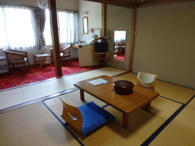 Ryokan Fujitomita Oshino Exterior foto